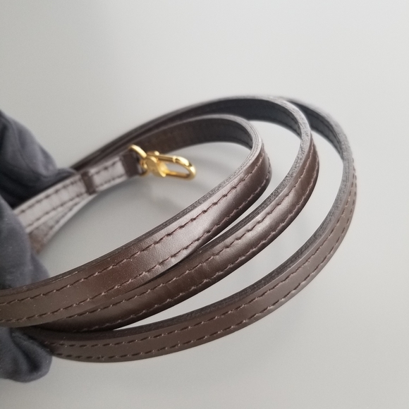 Louis Vuitton leather strap - Picture 1 of 10